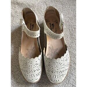 Spring Step Women's Cream Perforated Mary Jane Flats
